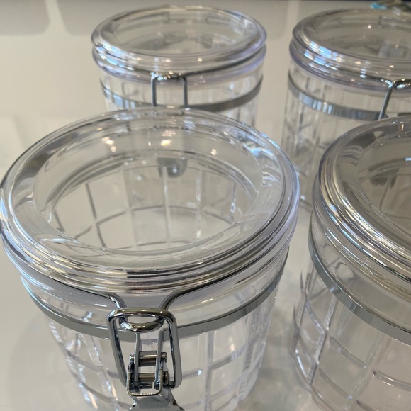 4 Beautiful Empty Cosmetic / Storage Containers - Picture 3 of 12